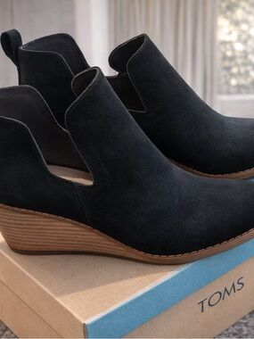 Toms Black Suede Wedge Ankle Booties